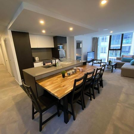 2 Bed 2 Bath Luxury Apartment In Braddon Canberra - Free Heated Pool, Gym, Parking Exteriör bild
